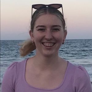 Meet your Posher, Jasmin